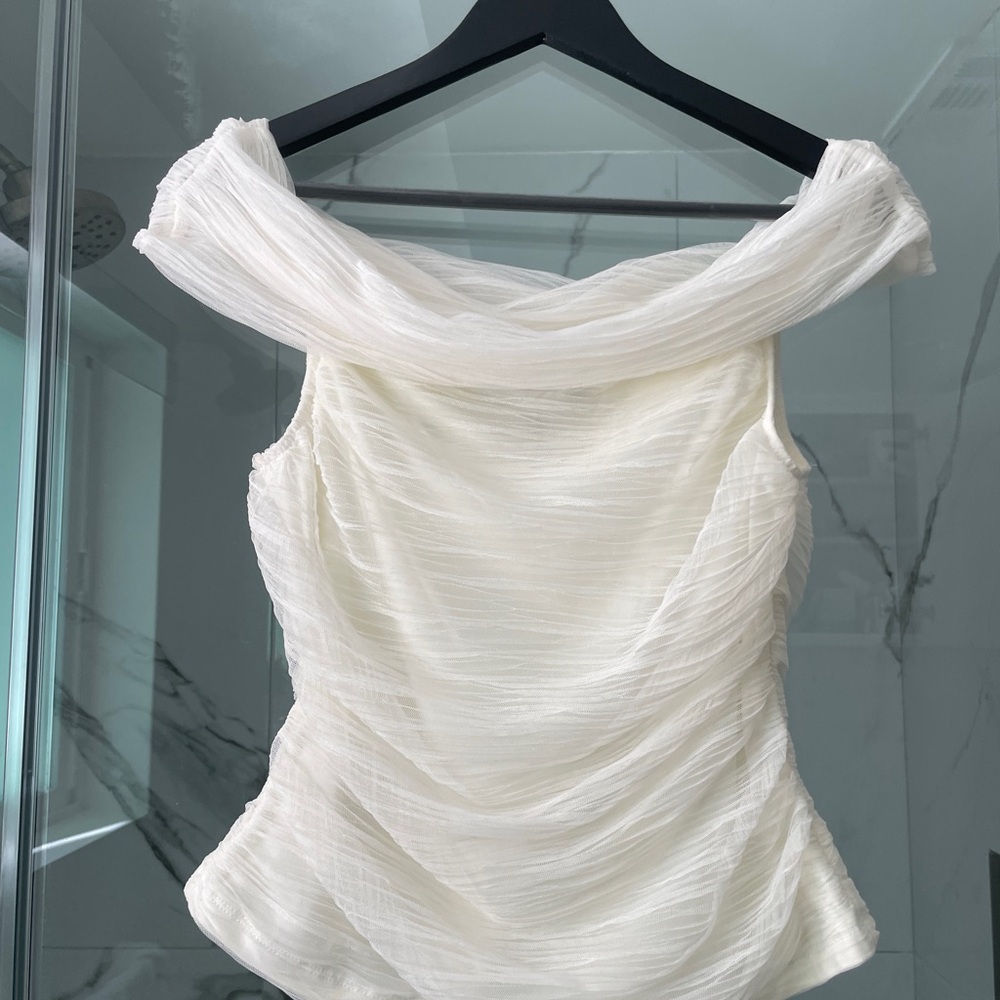 BCBG Elegant Off-Shoulder Women's Top